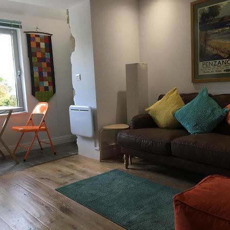 The Wrens Annexe - Stylish Self-Contained 2-Bed Annexe Penzance Exterior foto